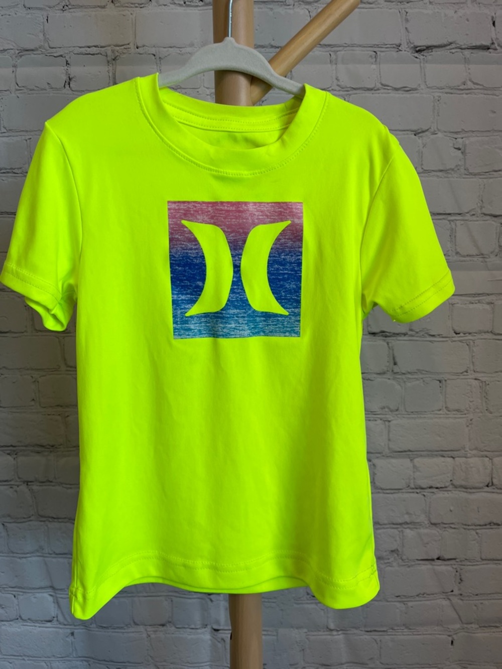 ⭐️⭐️ PICK 5 / $20 Hurley Boys Neon Yellow Short Sleeve Tee